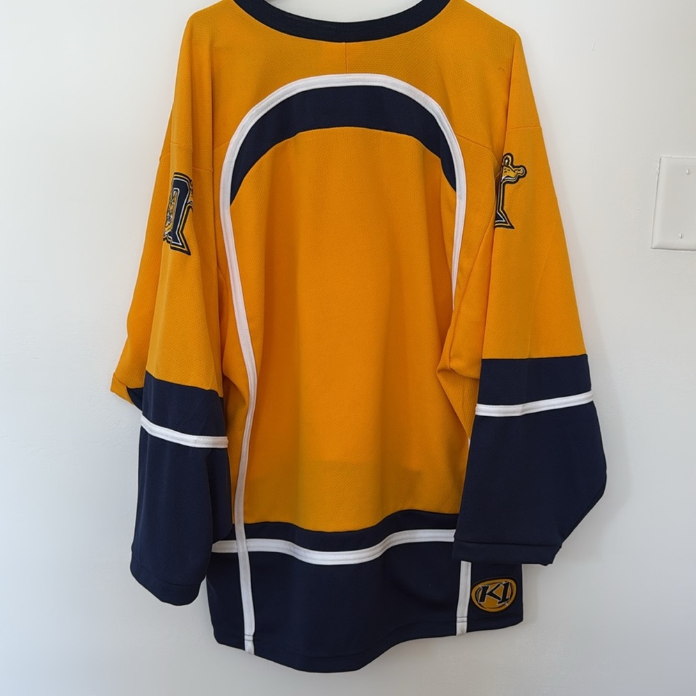 Quinnipiac Hockey Jersey - Picture 3 of 4